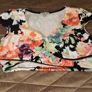 Charlotte Russe Tops - Crop top Charlotte Russe Tops - Crop top